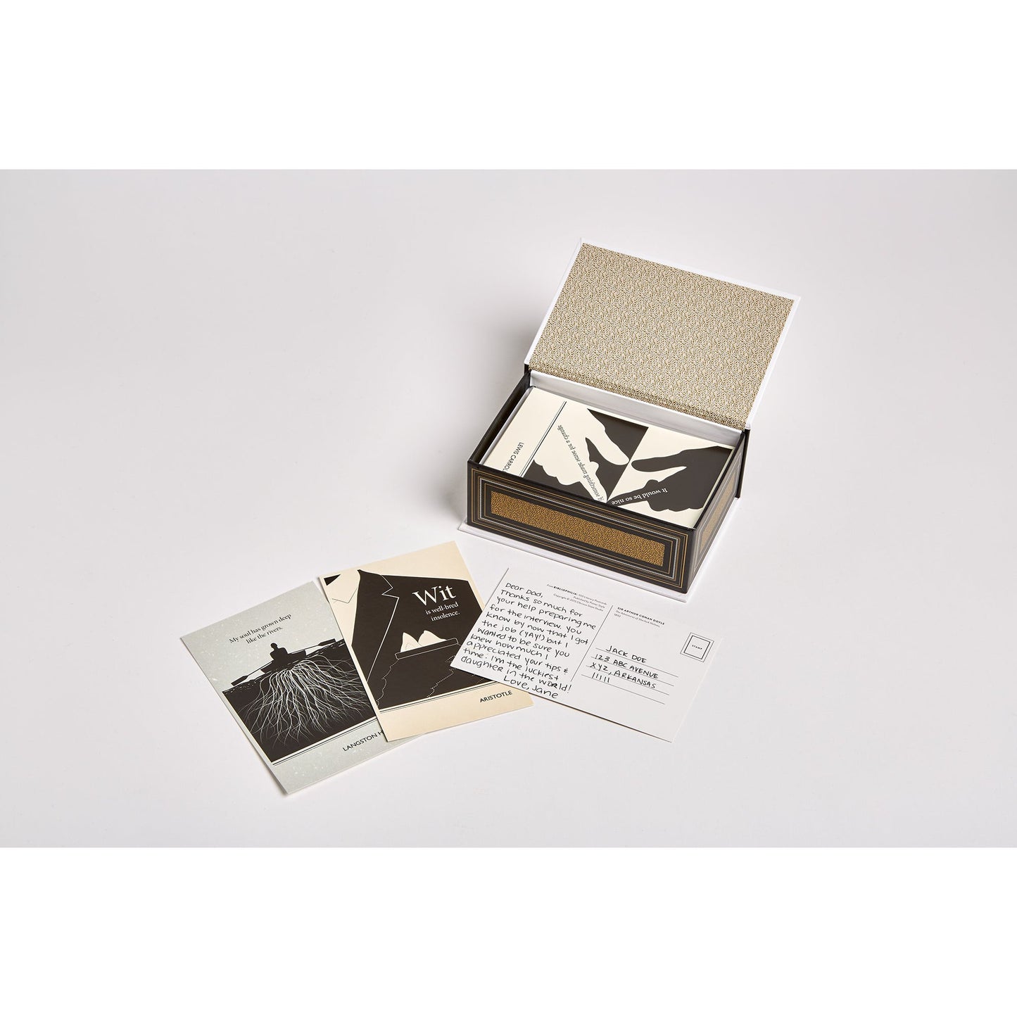 Bibliophilia: 100 Literary Postcards