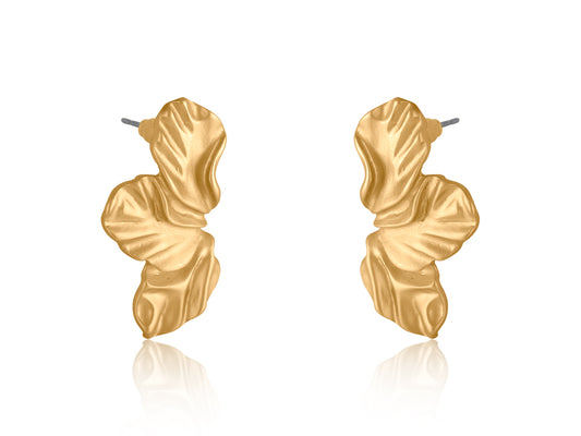 MATTE GOLD OLIVIA PETAL FLORAL EARRINGS