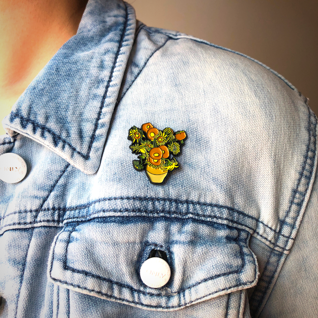 Vincent van Gogh's Sunflowers Lapel Pin